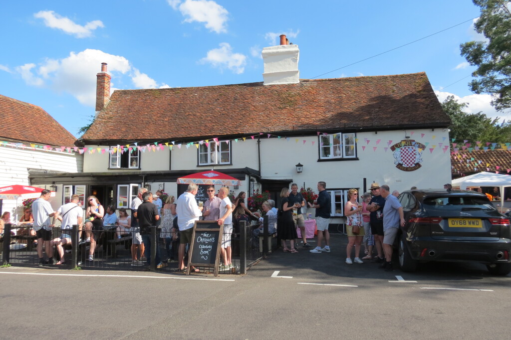 Crowds gathering as the day went on.